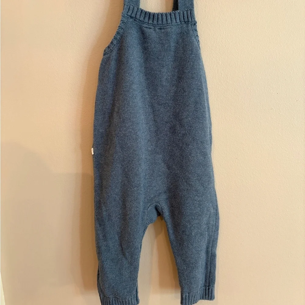 Baby GAP Blue Knit Kids Overalls with Snowflake Pattern 6-12 months